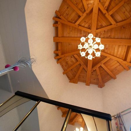 Hotel Schlosshof Dolgesheim Esterno foto